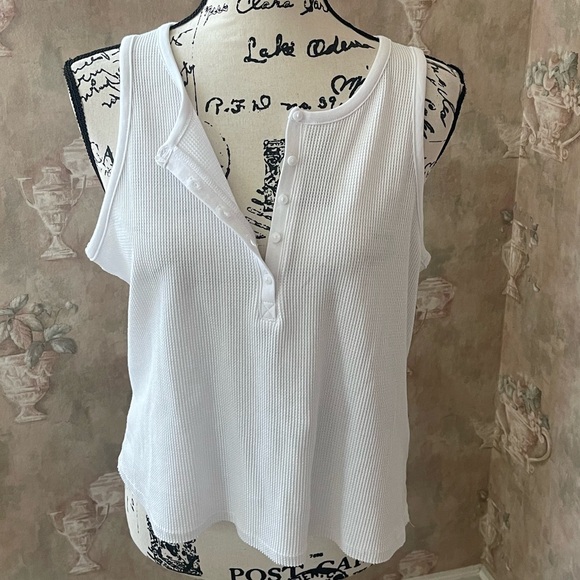 SPLENDID WAFFLE STITCH HENLEY TANK XL WHITE - Picture 2 of 3